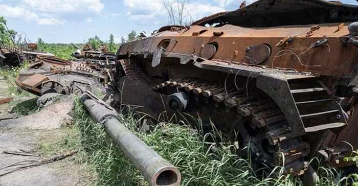 Окупанти під час масованого штурму в районі Липців втратили 10 одиниць техніки з 12, - військові