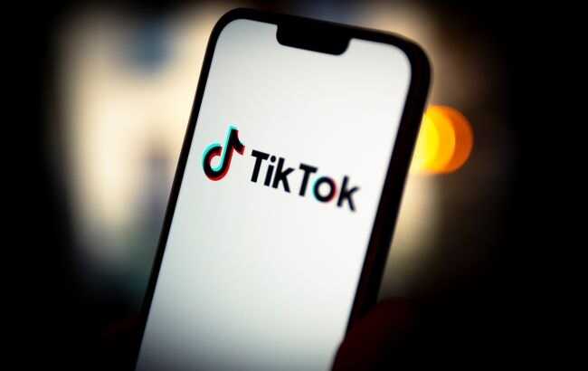 Єврокомісія перевірить TikTok, YouTube та Snapchat через загрозу пропаганди