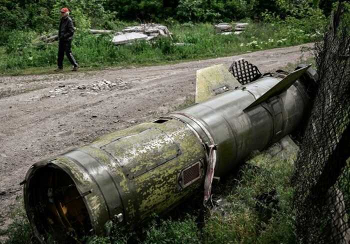 У окупованому Криму на будинок впала російська ракета